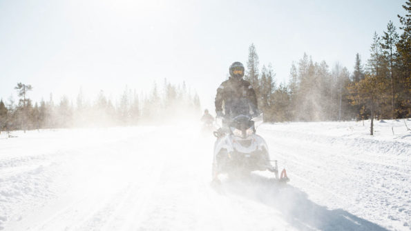 2h Snowmobile Safari_10