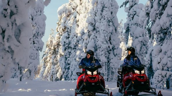 2h Snowmobile Safari_7